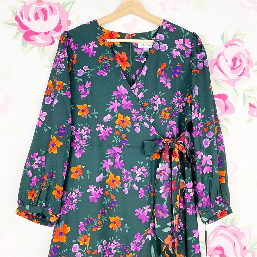 NEW Calvin Klein Floral Print Faux Wrap Dress - Picture 2 of 15